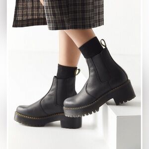 Dr. Marten’s Rometty Wyoming Leather Platform Chelsea Boots